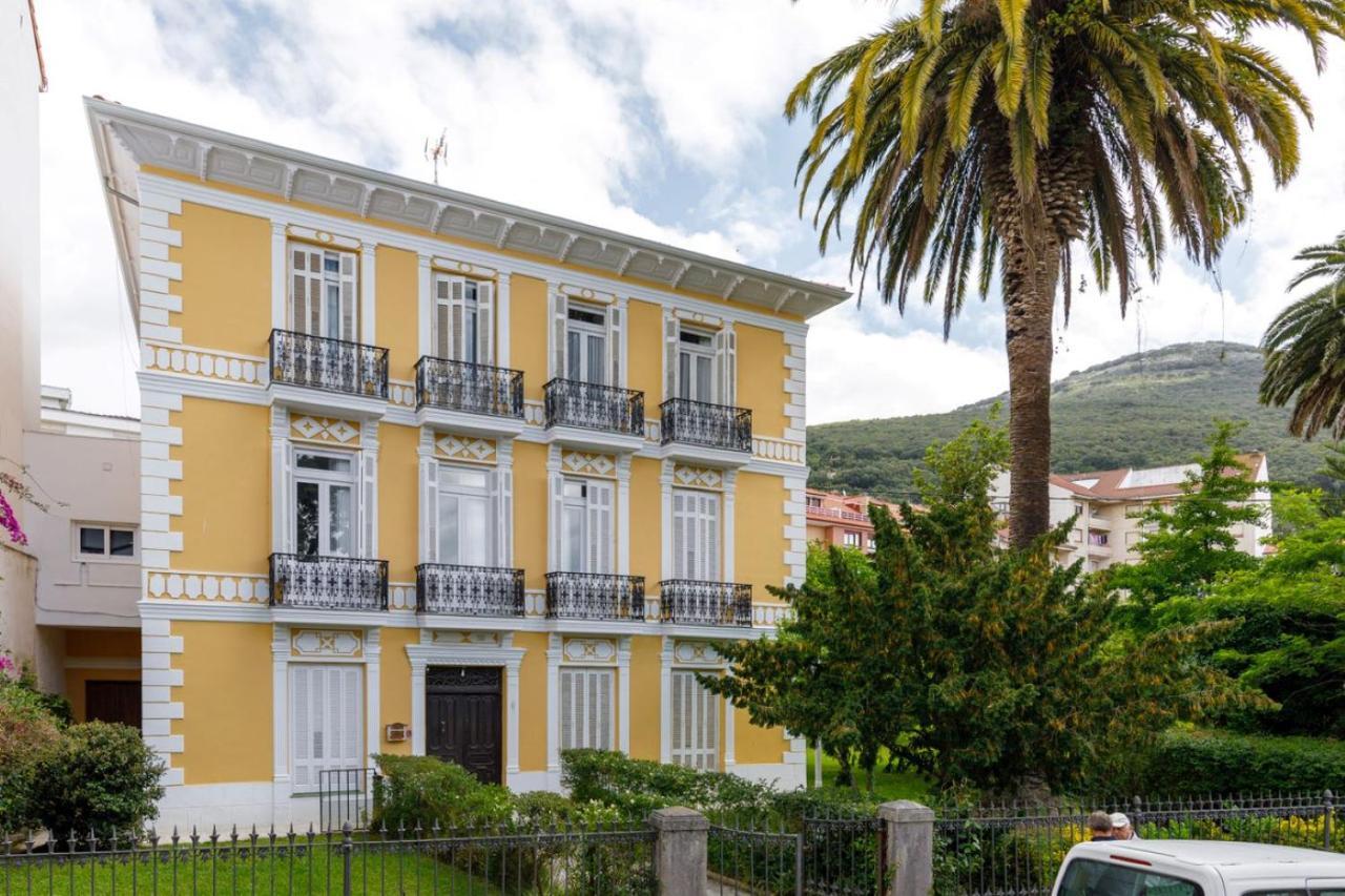 Apartamentos Casa Carre 1893 Сантонья Экстерьер фото